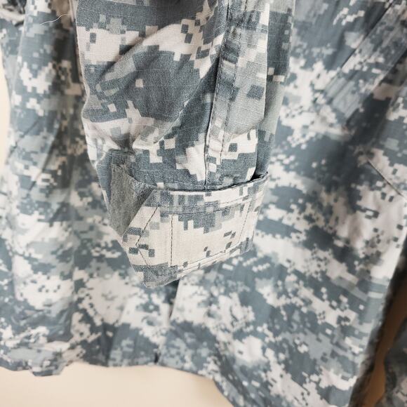 Army Combat Uniform Coat in Digital Camo Size Large Regular - Picture 5 of 12